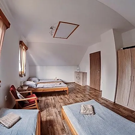 Pod Jasanem Orman Evi Dolní Morava